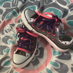 Women’s Converse - Size 6